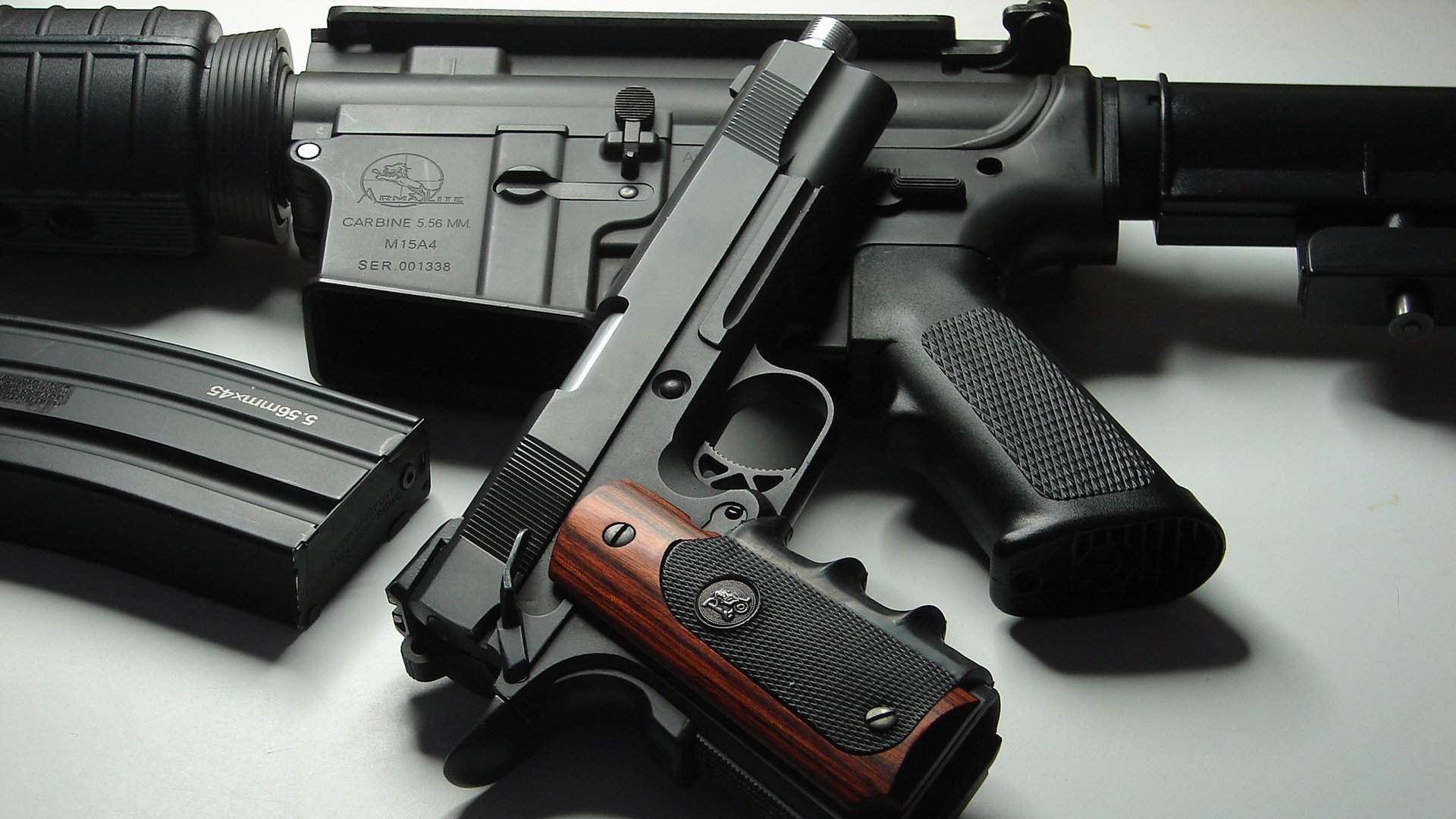 “法甲豪门迎战强敌，场面激烈精彩纷呈”，法甲豪门球队