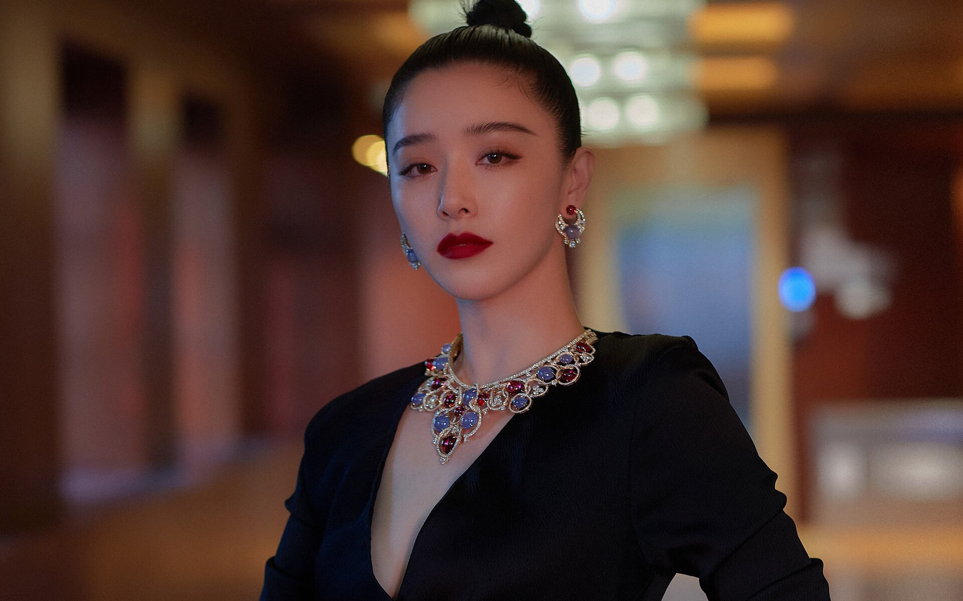 开云·体育全站登录地址-目标锁定胜利，女足比赛球队团结一心前行，女足小组赛对手