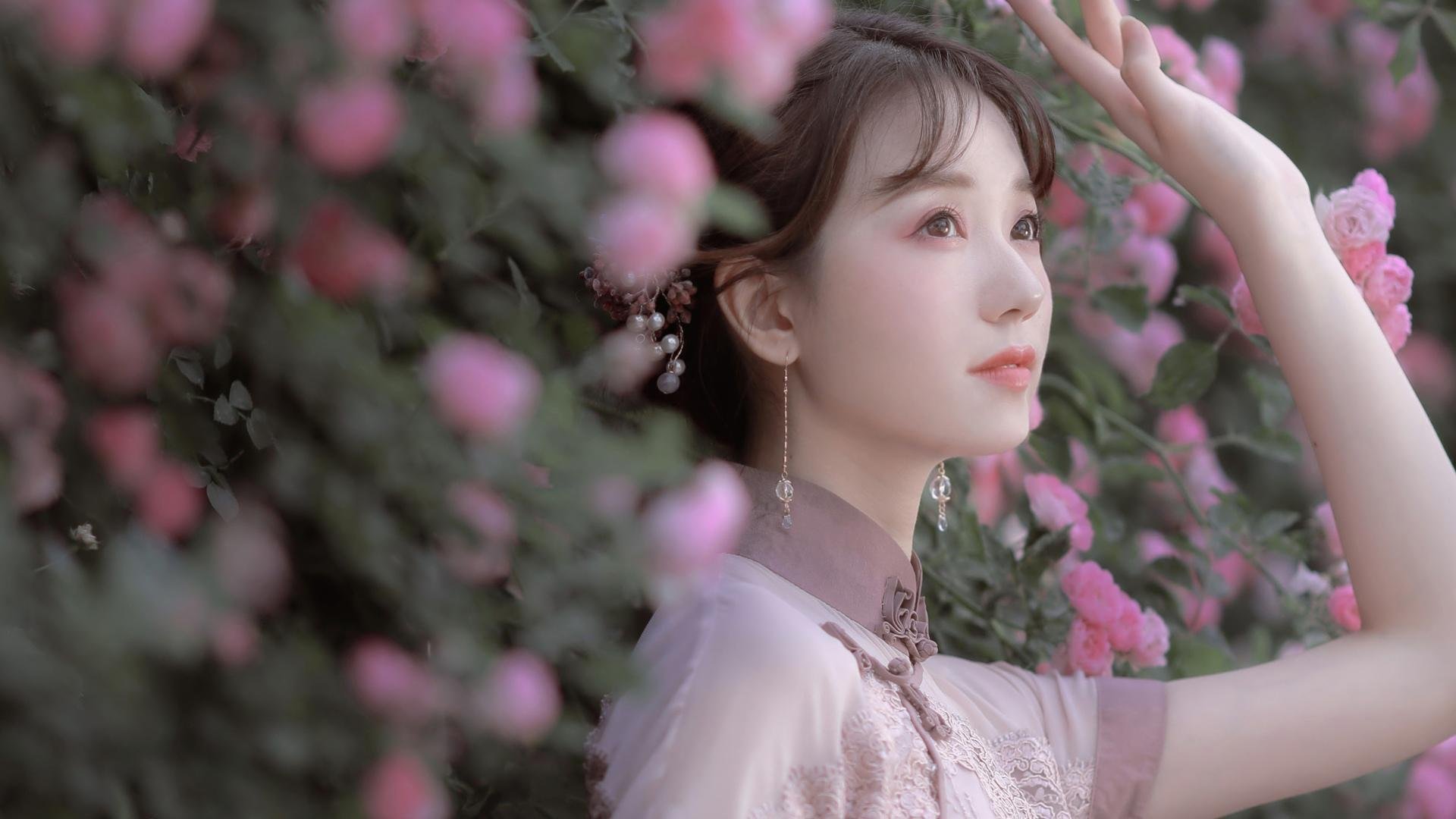 开云·体育官方网站入口-“2025世界运动会：高新体育中心健力赛场，选手挑战世界纪录”