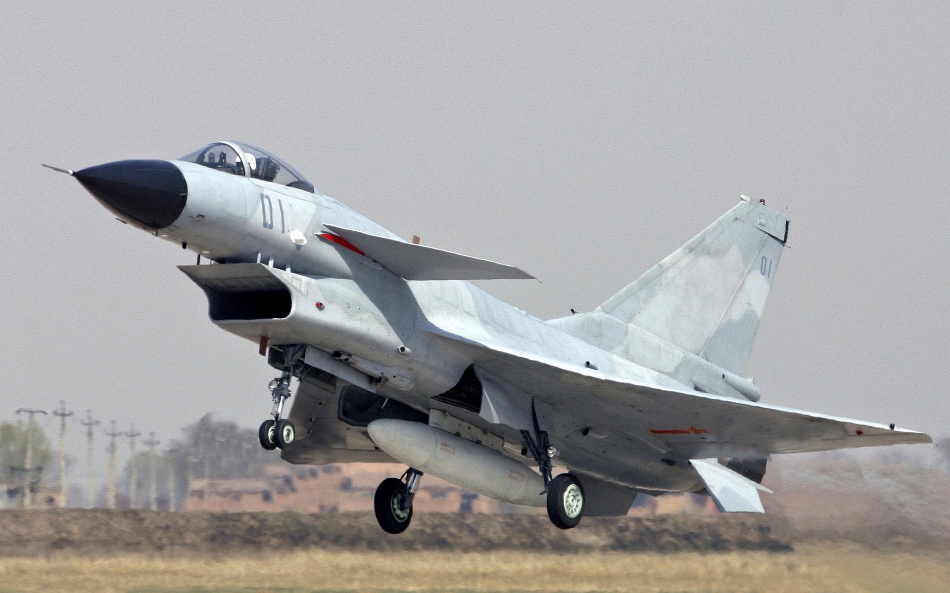 火箭队内氛围积极球员相互激励备战新季,火箭队表现